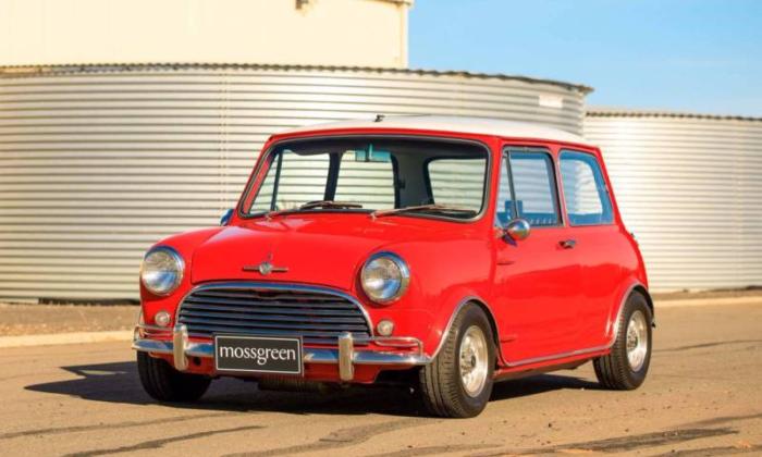 1 1968 Morris Cooper S Australia MK1 white roof with red body images (10).JPG