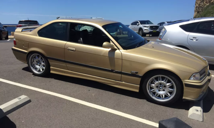 1 1996 BMW E36 M3 Gold paint (1).png