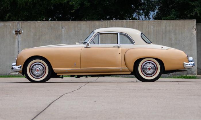 1953 Nash Healey Le Mans Coupe white on Gold paint images (2).jpg