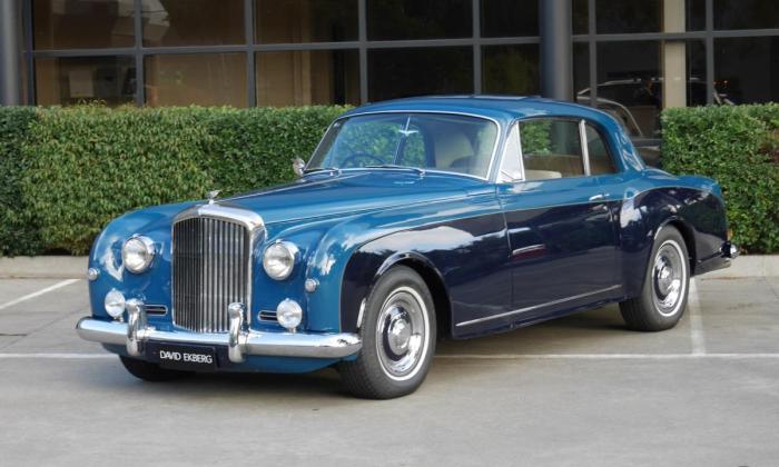 1958 Park Ward Bentley S1 Continental Coupe two tone blue RHD images (13).jpg