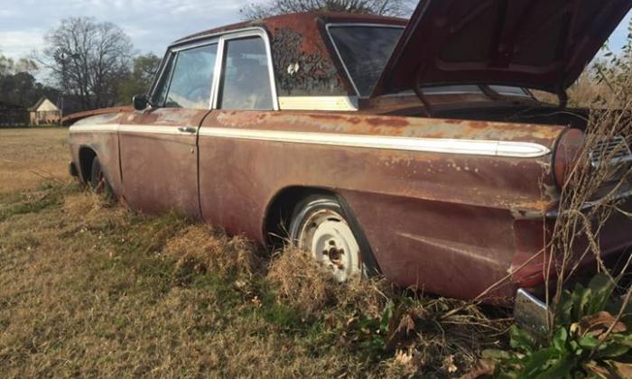 1965 STudebaker Daytona Sport Sedan Bordeaux Red wreck unrestored image (4).jpg