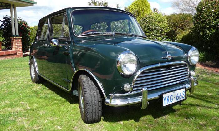 1966 Morris Cooper S British Racing Green exterior images classic register (2).jpg