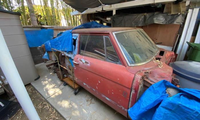 1966 Studebaker Daytona Sport Sedan Sienna Red V8 2 door for sale (8).jpg