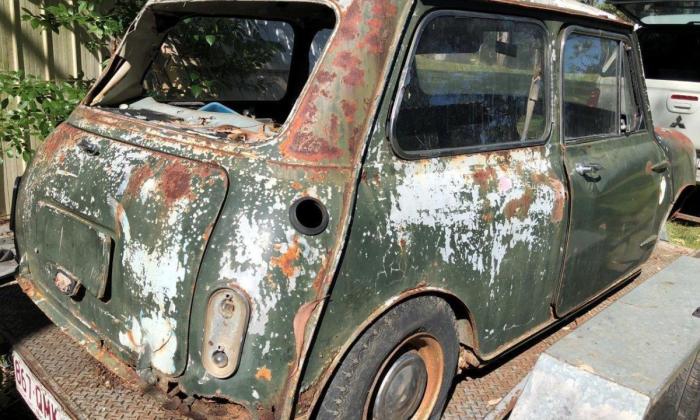 1967 MK1 Morris Cooper S Lake Green unrestored parted out wreck images (1).jpg