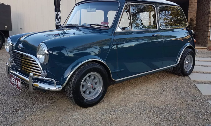 1968 MK1 Morris Cooper S Indigo Blue 2018 Classic Register (1).png