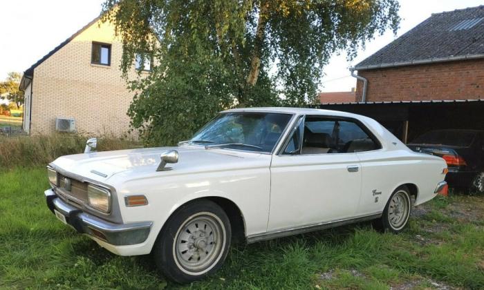 1970 MS51 MS50 Toyota Crown Coupe white hardtop images (1).jpg