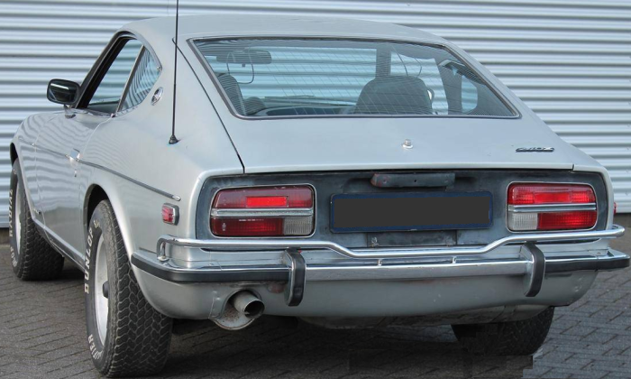 1971 240z rear.png