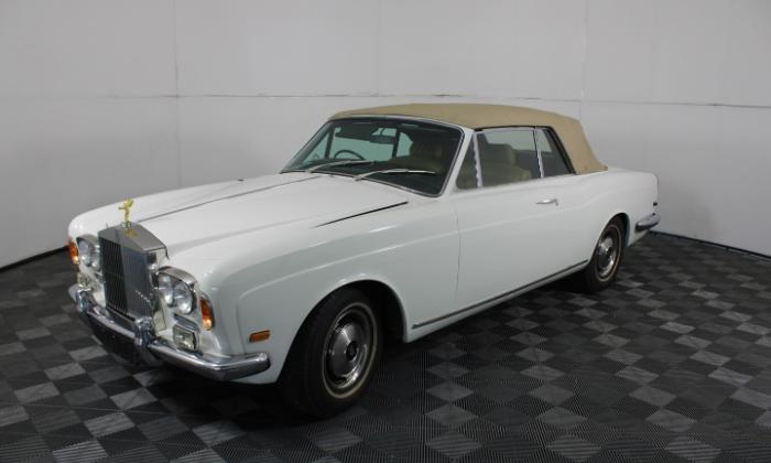 1971 Corniche Australia sold auction (10).jpg