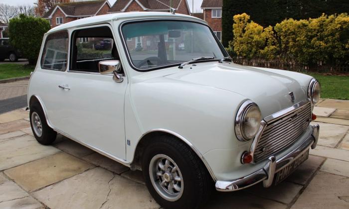 1971 Mini Cooper S MKIII white paint images for sale (2).jpg