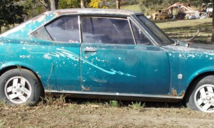 1972 RT72 Toyota Corona Hardtop Coupe barnfind.png