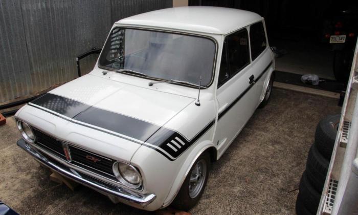 1973 Crystal White Australian Clubman GT with Chestnut interior images (1).jpg