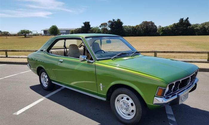 1974 Mitsubishi Galant Hardtop Coupe New Zealand Gen 2 (1).jpg