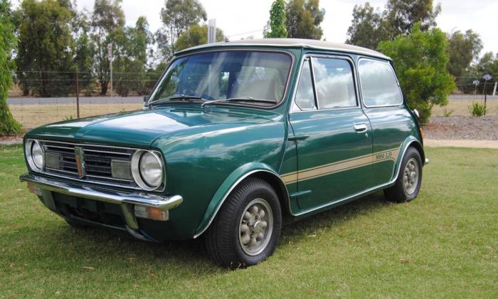 1977 Green Iridium Leyland Mini LS 998cc for sale (2).jpg