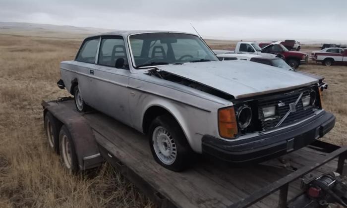 1979 Volvo 242 GT four sale Colorado USA wrecking (9).jpg
