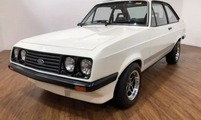 1980 Ford Escort Mark II RS2000 coupe white aussie NSW (1).png