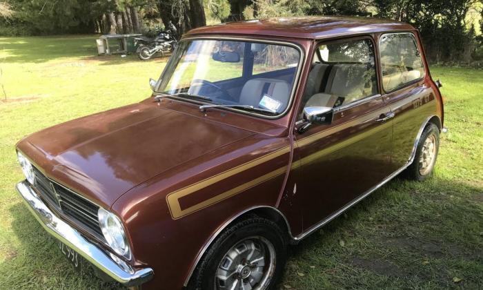 1980 New Zealand Mini 1275 GT Bronze paint restored images (2).jpg