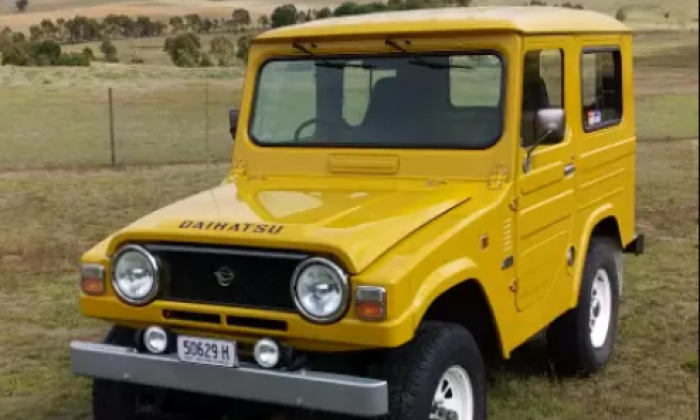 1981 Daihatsu Scat F20 Yellow Australia restored (5).png