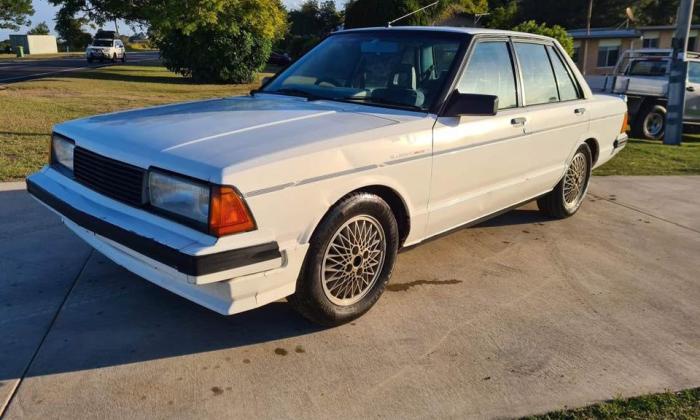 1983 Nissan Bluebird TR-X TRX Sedan unrestored Australia manual images (3).jpg