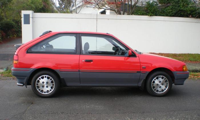 1985 KC Ford Laser TX3i 1.6 non-turbo red images (3).jpg