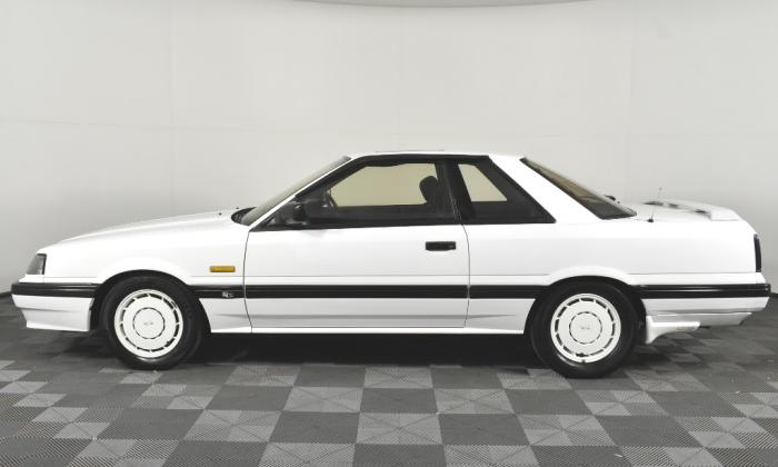 1987 Nissan Skyline GTS-X Coupe white unrestored Australia (15).jpg