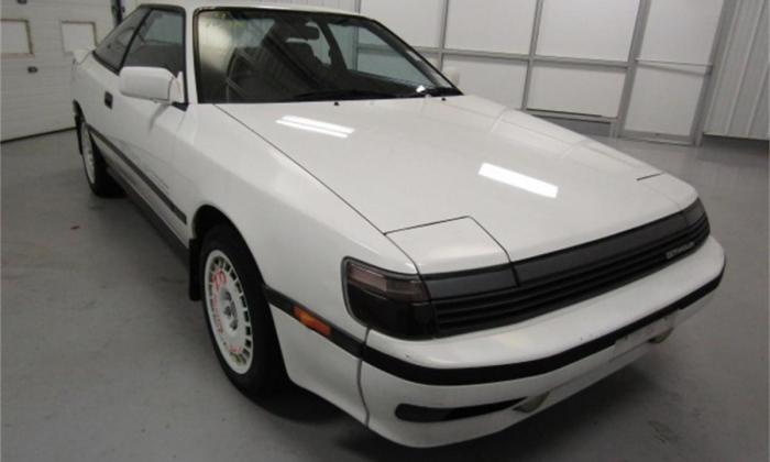 1988 ST165 Toyota Celica GT-Four White (1).jpg