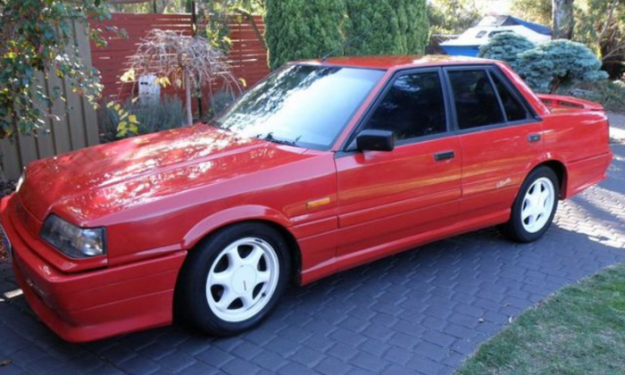 1989 Nissan Skyline R31 Beacon Red GTS2 silhouette manual number 117 of 200 (1).png