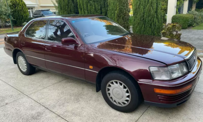 1990 Burgundy maroon Lexus LS400 original sedan images for sale Australia (1).png