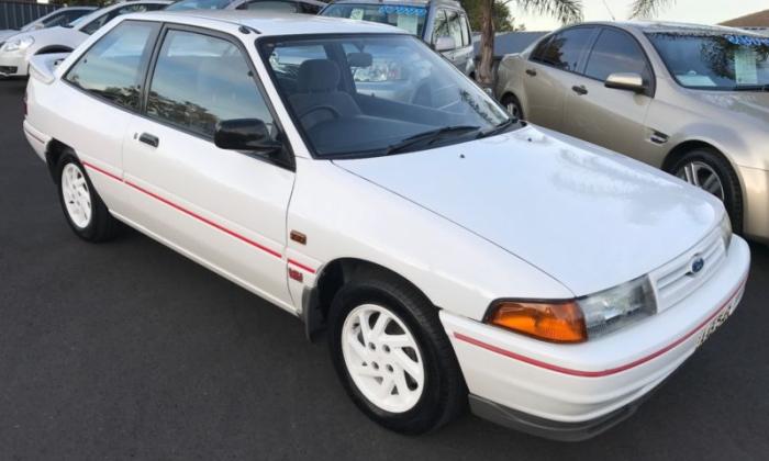 1990 Ford Laser KE TX3 White images 2018 pictures (1).JPG