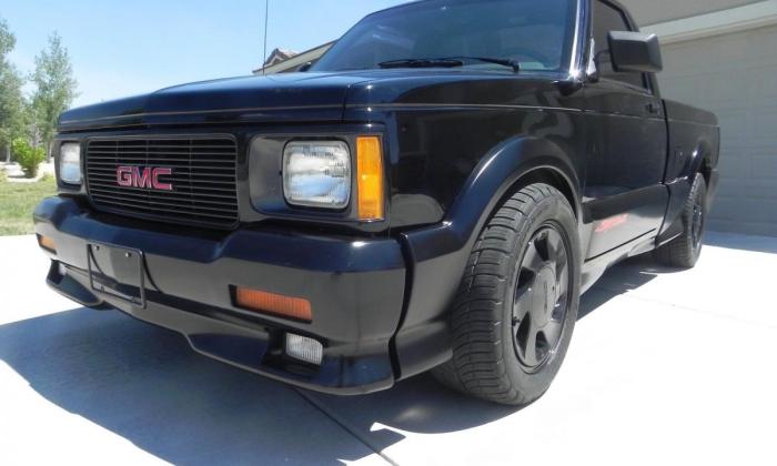 1991 GMC Syclone Pickup black images rare original classic (1).jpg