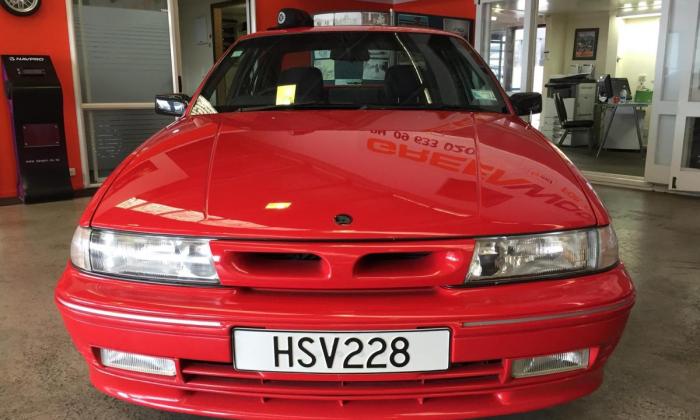 1992 VP HSV Holden Red clubsport  build number 228 images (12).jpg