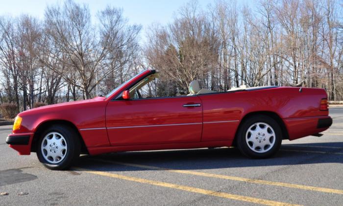 1993 W124 Mercedes 300CE Cabriolet Red paint images 2018 (1).jpg