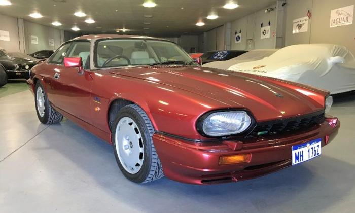 1994 Jaguar XJR-S Flamenco Red with Magnolia Hide trim images 6.0 V12 (4).jpg