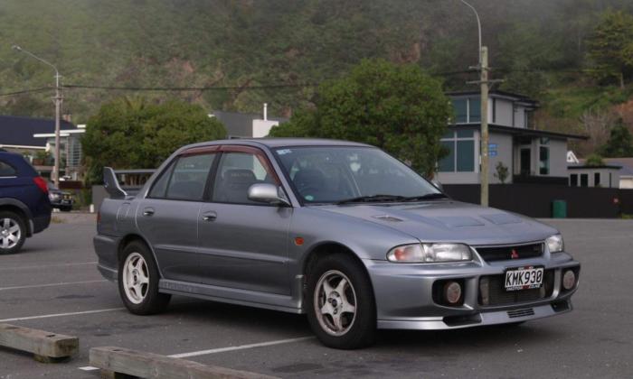 1995 Mitsubishi Lancer Evolution III (Evo 3) silver images (4).jpg