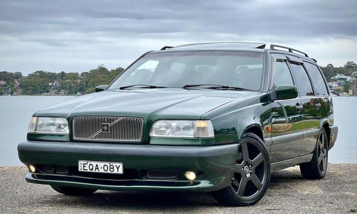 1995 Volvo 850 T-5 R wagon Australia Green for sale (1).jpg