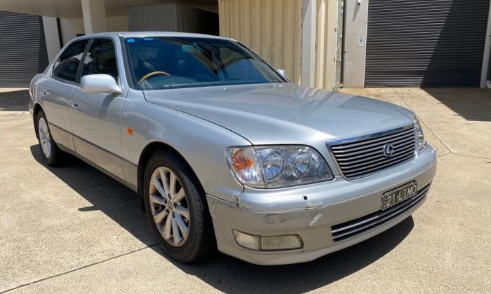 1998 Lexus LS400 Silver sedan for sale Australia NSW (1).jpg
