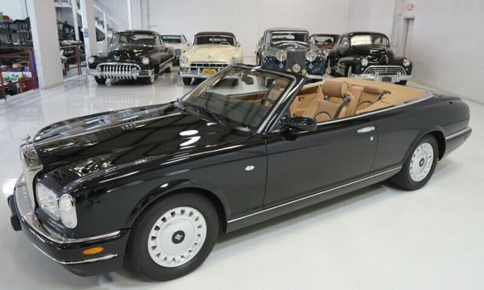 2001 Back Rolls Royce Corniche convertible (6).jpg