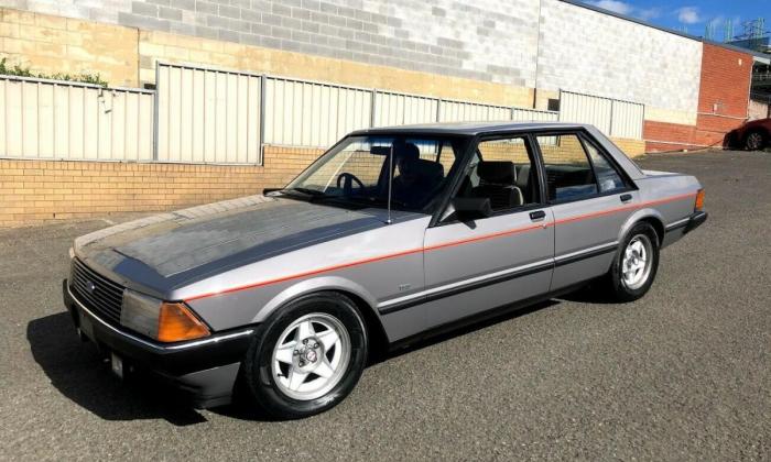 6 cylinder Ford Falcon GL XD ESP 1980 original for sale (6).jpg