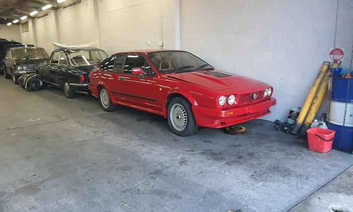 Alfa Romeo Alfetta GTV6 Grand Prix Red Australia unrestored (2).jpg