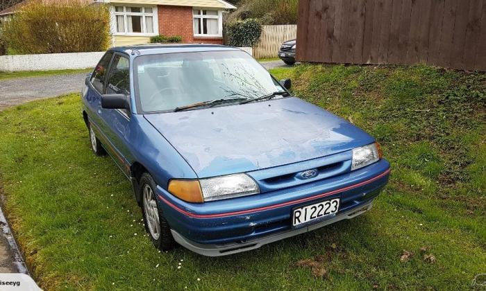 Blue Ford Laser TX3 non turbo images NZ (5).jpg