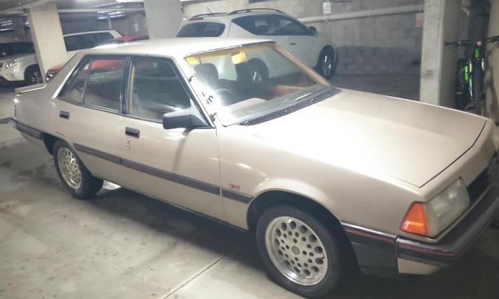 Champagne coloured Sigma GSR Sedan for sale Australia (1).jpg