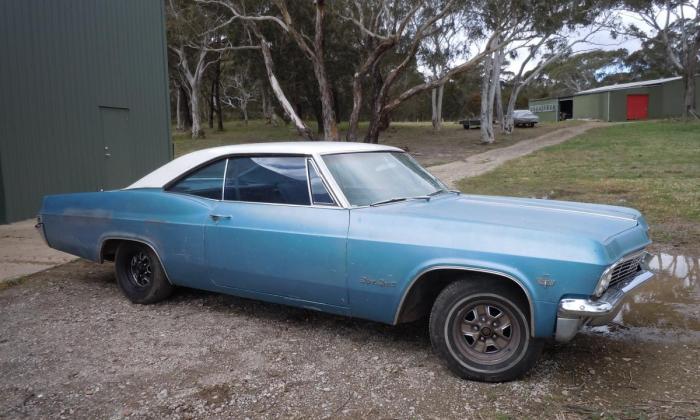 Chev Impala SS coupe Australia blue.JPG