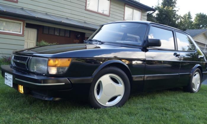 Exterior Saab 900 SPG 1985 Black Canada (1).jpg