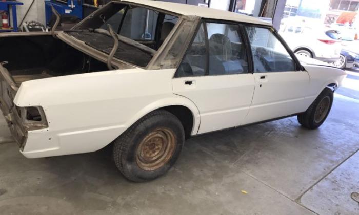 Ford Fairmont Ghia XE ESP Sovereign Gold Metallic 1984 restoration (1).JPG