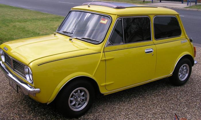 Fully restored 1977 Leyland Mini Sunshine Yellow Devil pictures 2018 restored Tasmania (1).jpg