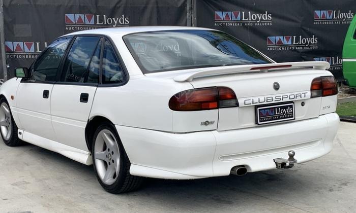 Holden HSV 1994 VR CLubsport White images 2021 (12).jpg