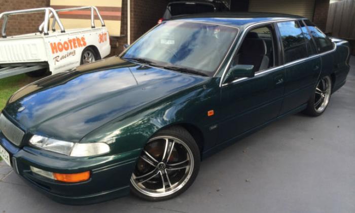 Holden Statesman Sherwood Green HSV 1995 215i Build Number 40 of 48 (1).jpg