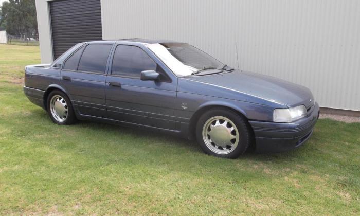 Indigo Blue Ford Falcon EA Brock B8 limited edition 1989 (1).jpg