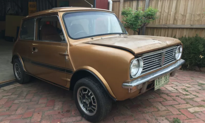 Leyland Mini 1275 LS 2021 project car unrestored nugget gold paint (1).png