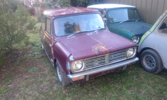 Leyland Mini LS 998cc wrecking rusted (7).PNG