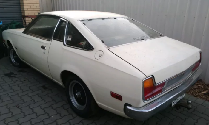 Mazda 121 Coupe Cosmo 1977 white image (3).png